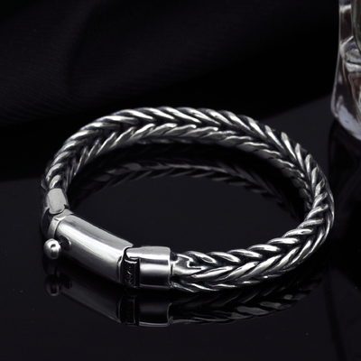 Retro Style S925 Silver Bracelet Handwoven Keel Design for Men's Fashion Statement