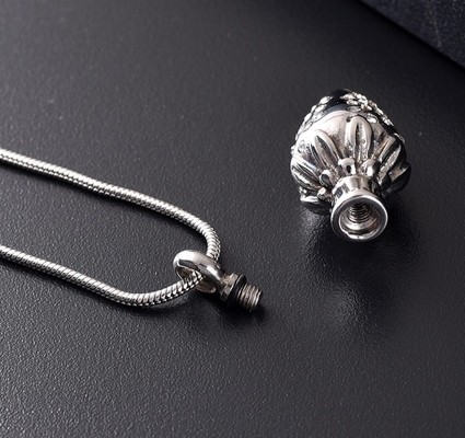Jewelry Main Material Stainless Steel Strawberry Inlay Crystal Cremation Urn Necklace